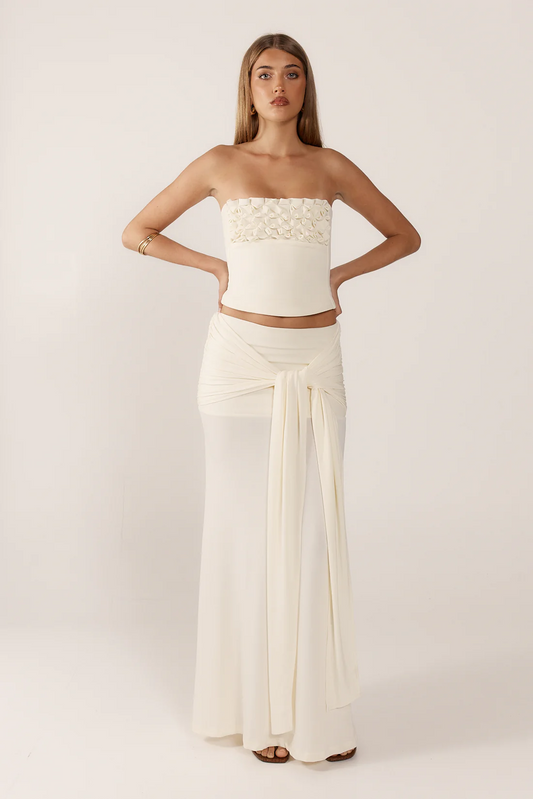 Cream Ruffle Set